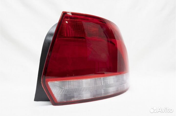 Фонарь правый для Volkswagen Polo 5
