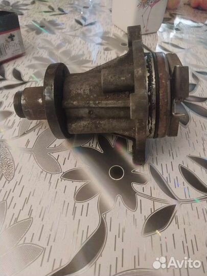 Помпа рейдж ровер спорт 2008 мотор 3.6 дизель