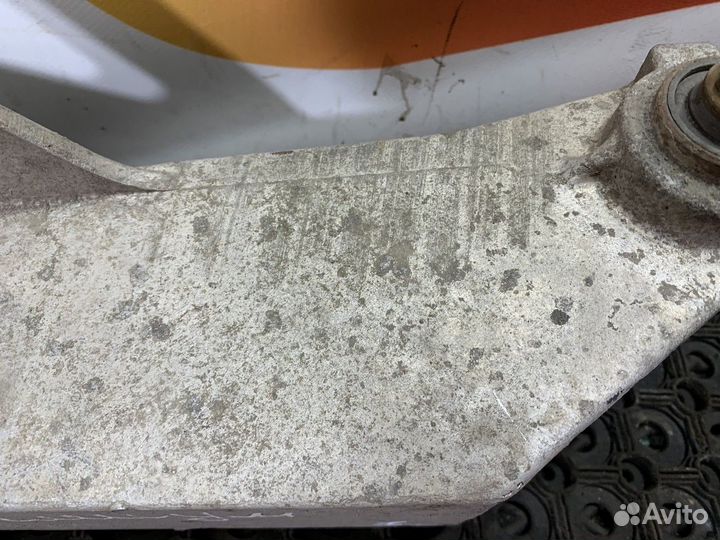 Кронштейн кабины задний правый Renault Premium