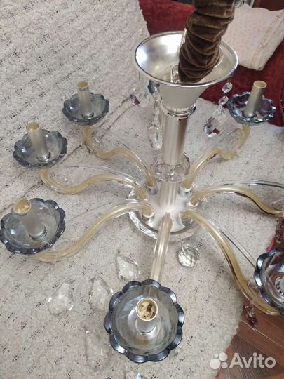 Люстра новая