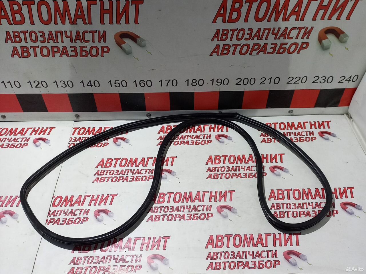 Уплотнитель двери передней правой Киа Церато 3 YD