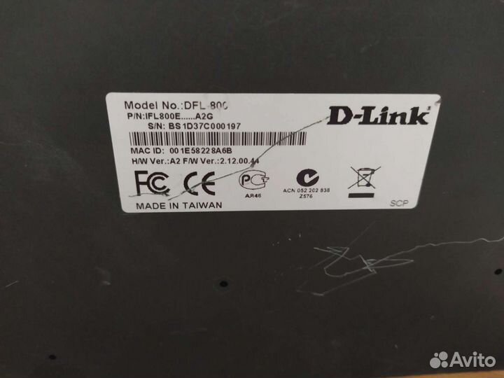 Маршрутизатор D-link DFL-800