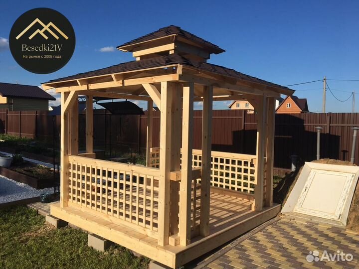 Беседка с мангальной зоной