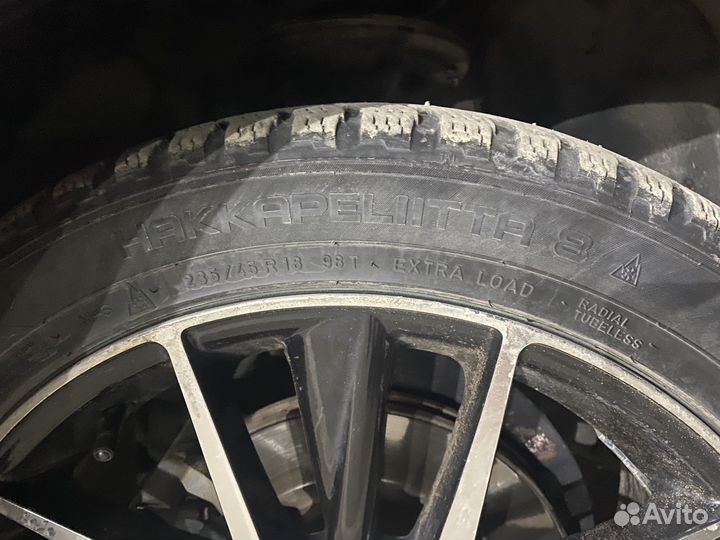 Nokian Tyres Hakkapeliitta 8 235/45 R18 98T