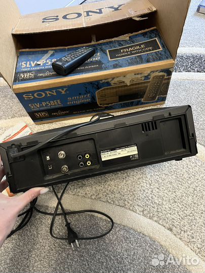 Видеомагнитофон sony