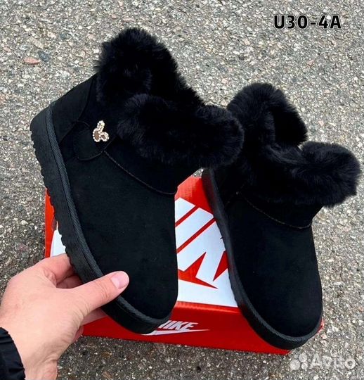 Угги чёрные новые