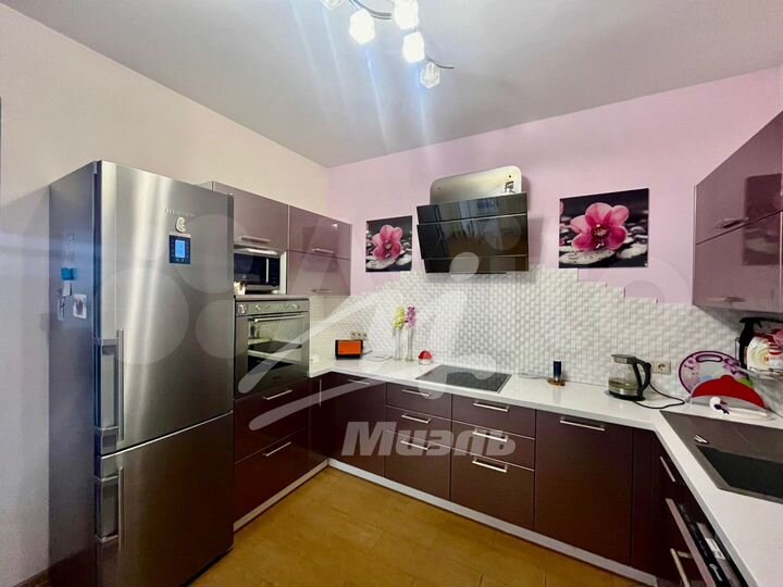 4-к. квартира, 130,8 м², 7/8 эт.