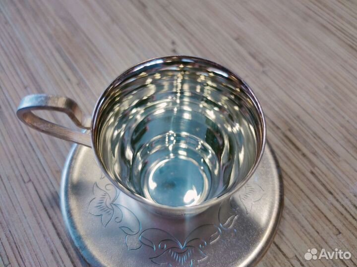 Чашка с блюдцем