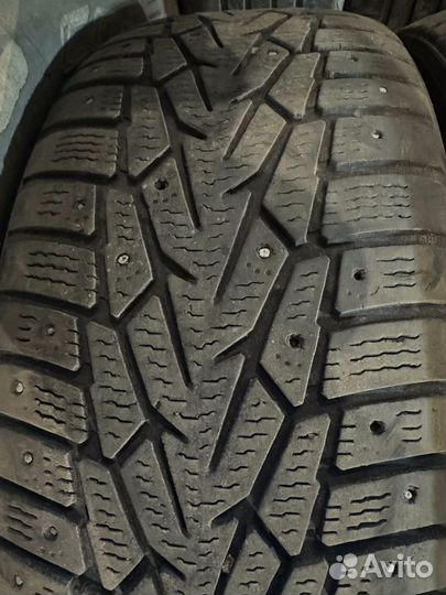 Nokian Tyres Hakkapeliitta 7 215/55 R17