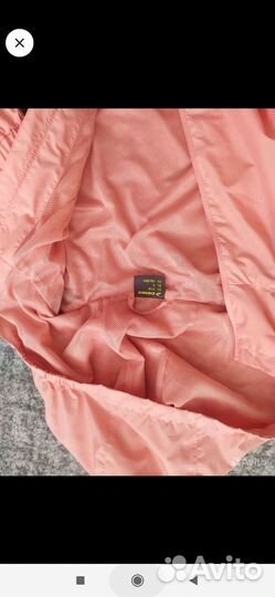 Ветровка женская