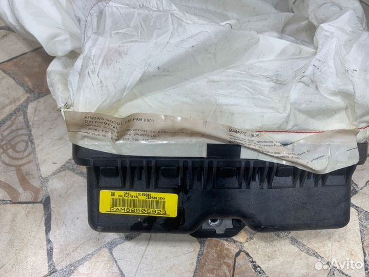 Подушка безопасности пассажира Opel Corsa хэтчбек