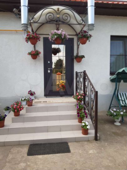 Дом 95 м² на участке 3 сот.