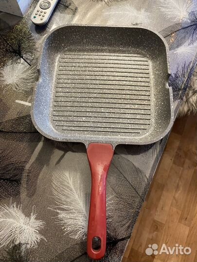 Гриль сковорода 24 см