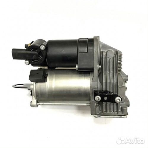 Компрессор AirBagit на Mercedes-Benz W221/W216