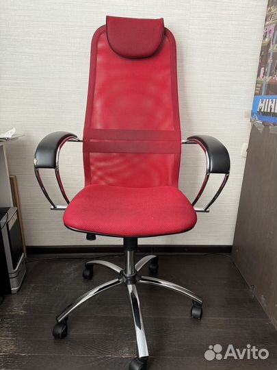 Компьютерное кресло