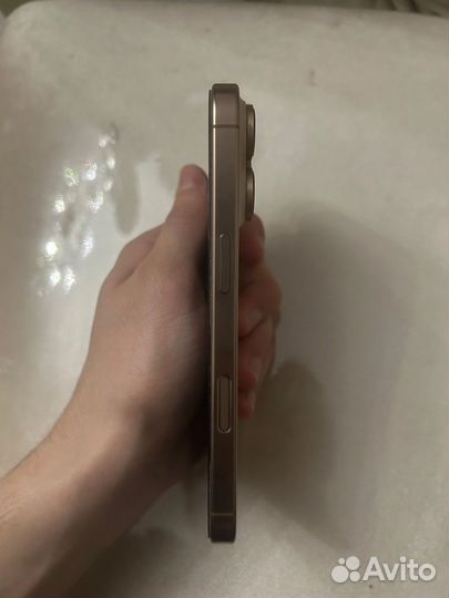 iPhone 16 Pro, 128 ГБ
