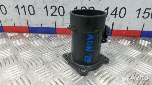 Расходомер воздуха бензиновый nissan almera N16 (A