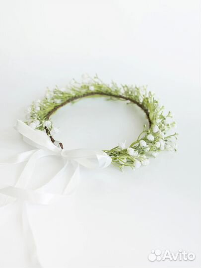 Свадебный венок с гипсофилой для невесты