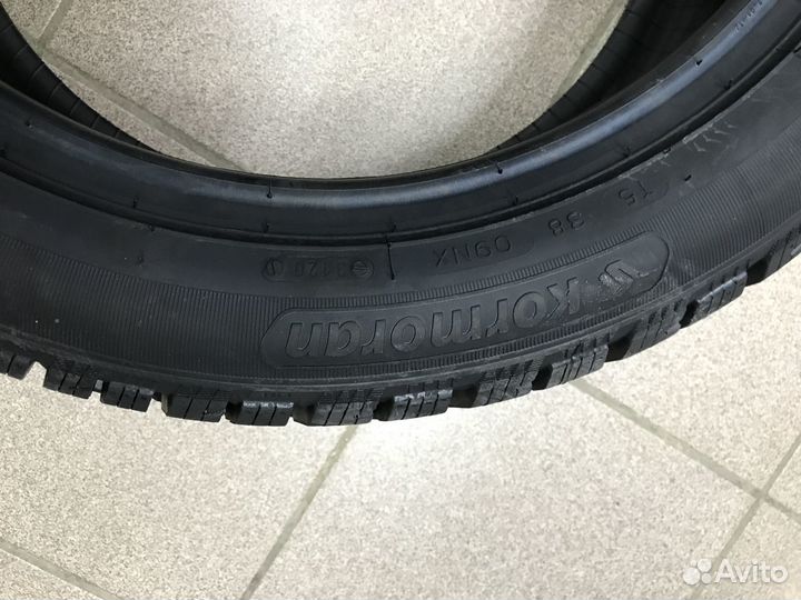 Kormoran Snow 215/50 R17 95V