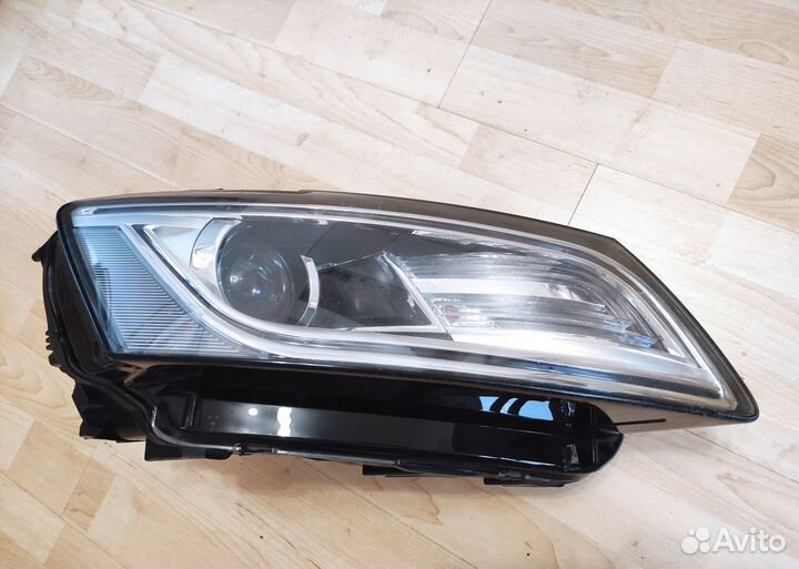 Фара без креплений правая ксенон Audi Q5 2015 рест