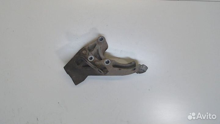 Кронштейн кпп Suzuki Alto, 2006