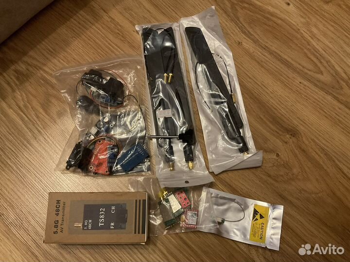 Модули связи, антенны, передатчик, лидары новые