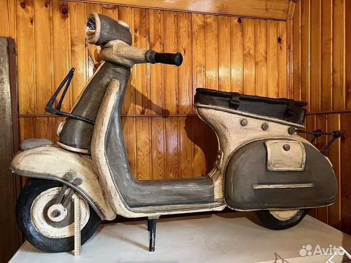 Реквизит для аниматоров: Ретро скутер vespa и ретр