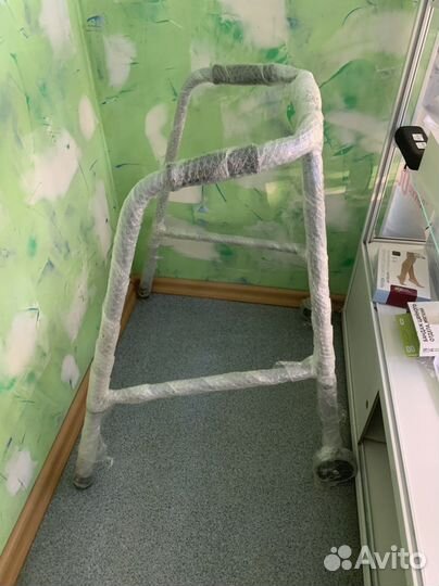 Ходунки на колесиках для взрослых. Артикул: Х-2