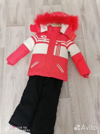 Зимний комбинезон для девочки