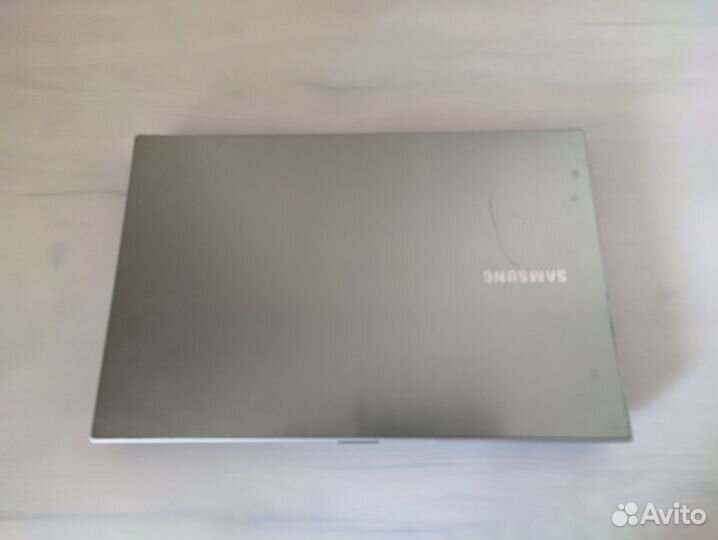 Ноутбук Samsung np300v5a на запчасти целиком