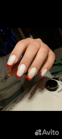 Наращивание ногтей, маникюр
