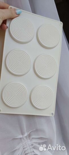 Силиконовые формы для муссовых десертов