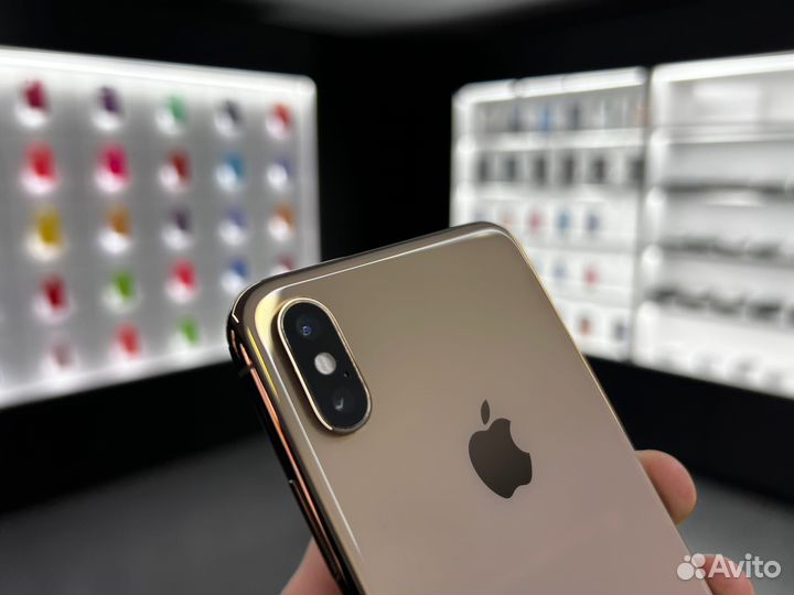 iPhone Xs, 64 ГБ