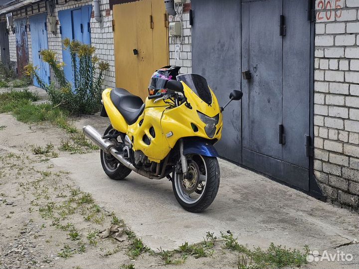 Suzuki GSX 600 F