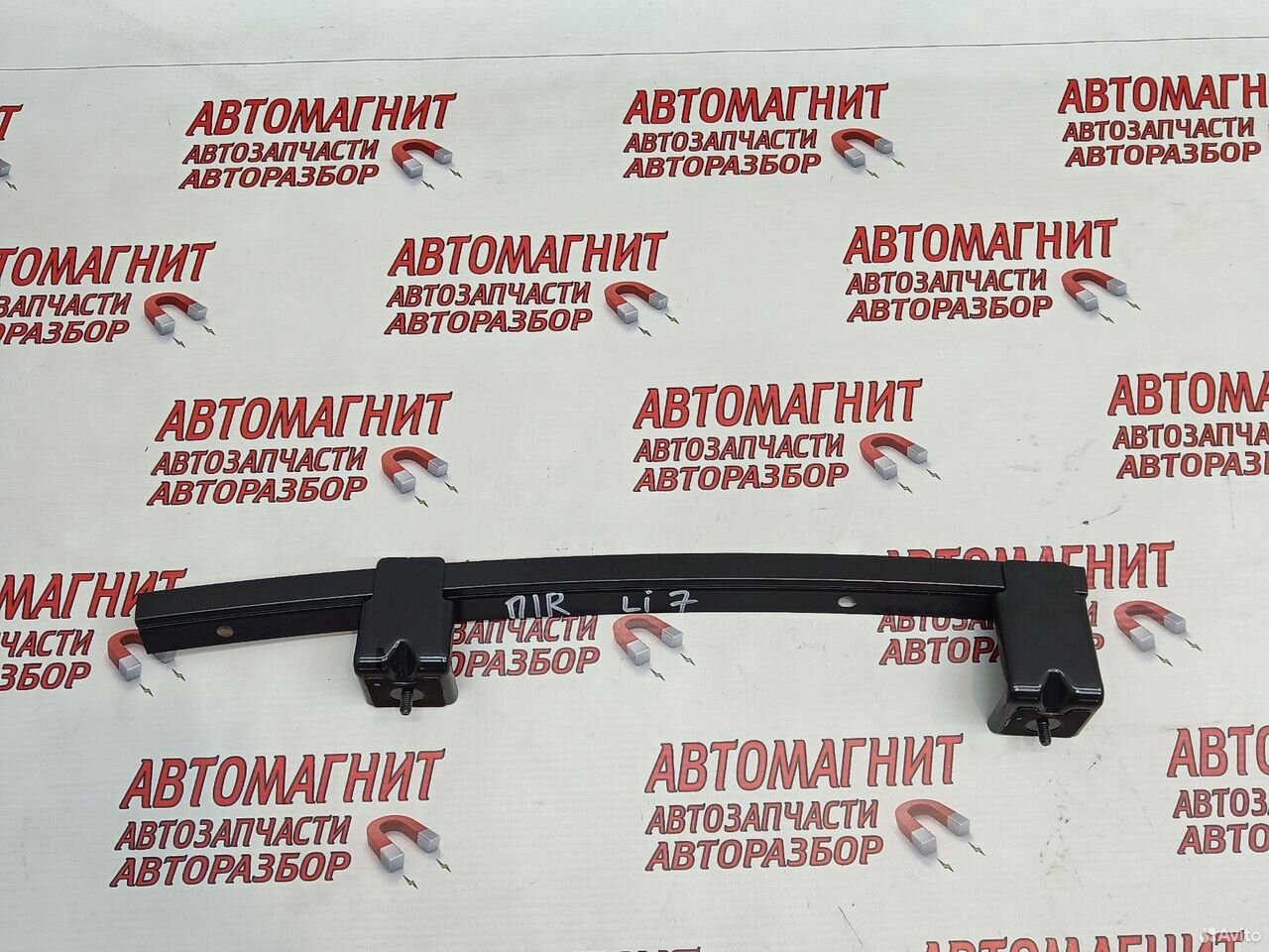 Направляющая стекла двери передней Lixiang L7