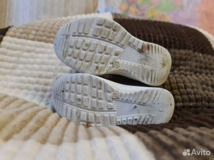 Кроссовки детские