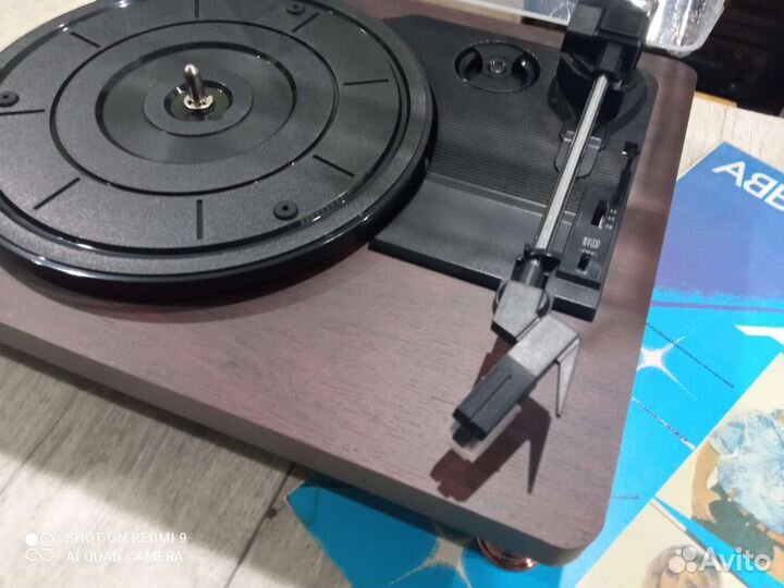 Новый Проигрыватель винила