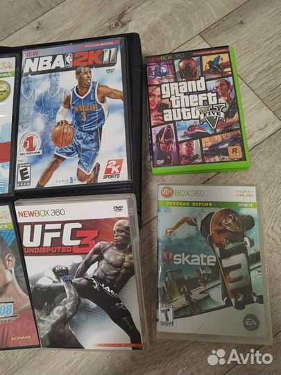 Xbox 360 с играми, и 2 геймпада