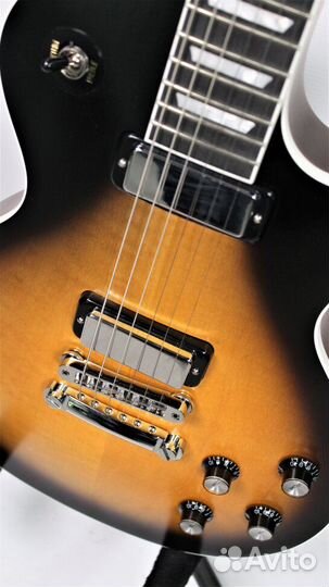 Электрогитара Gibson Les Paul Deluxe Player Plus