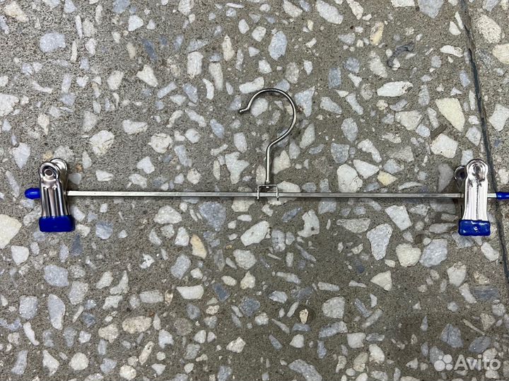 Вешалка для брюк или юбок