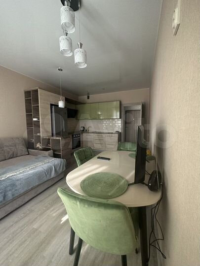 2-к. квартира, 54 м², 7/17 эт.