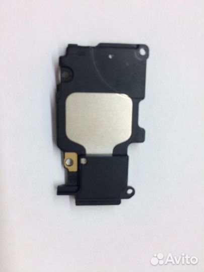 Нижний динамик iPhone