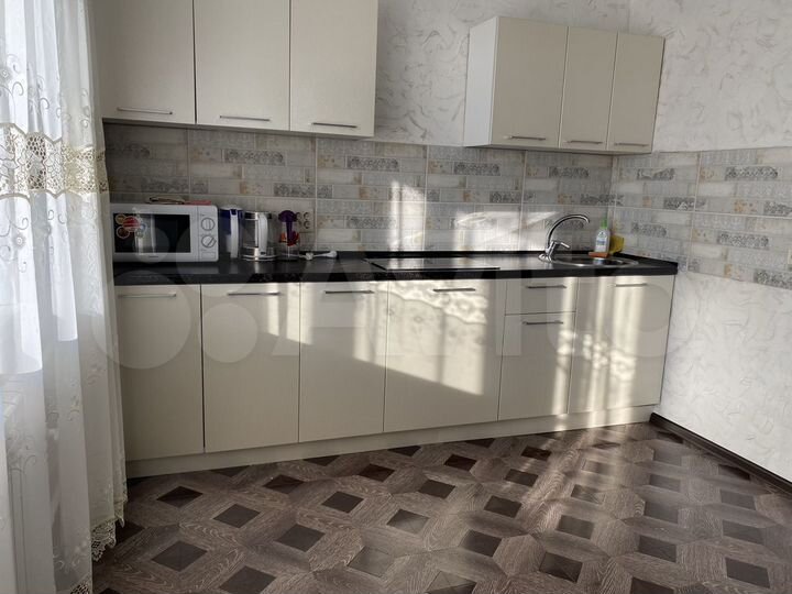 2-к. квартира, 57 м², 8/9 эт.