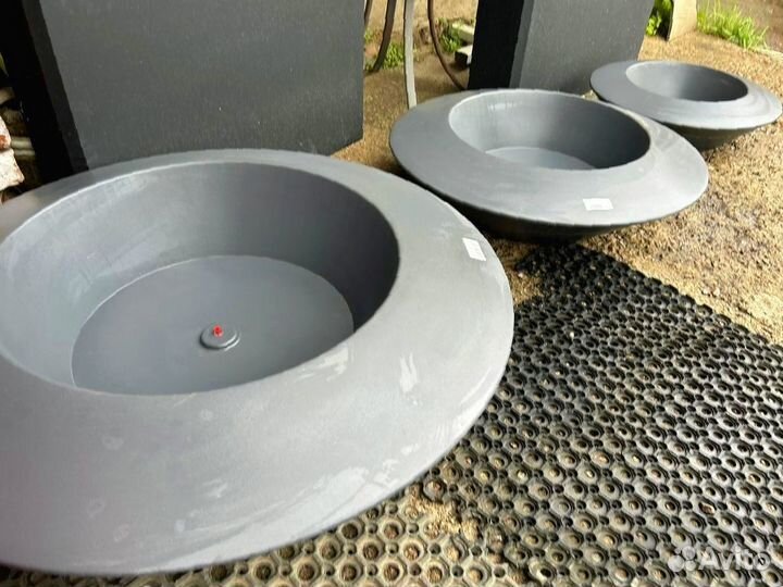 Кашпо для цветов уличное