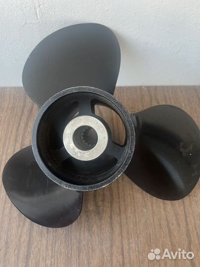 Винт гребной 3x13.25x17R