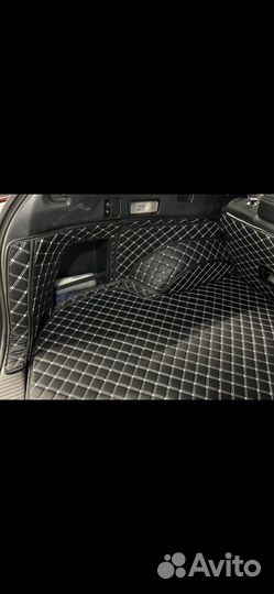 Автомобильные коврики в багажник Ford S-MAX