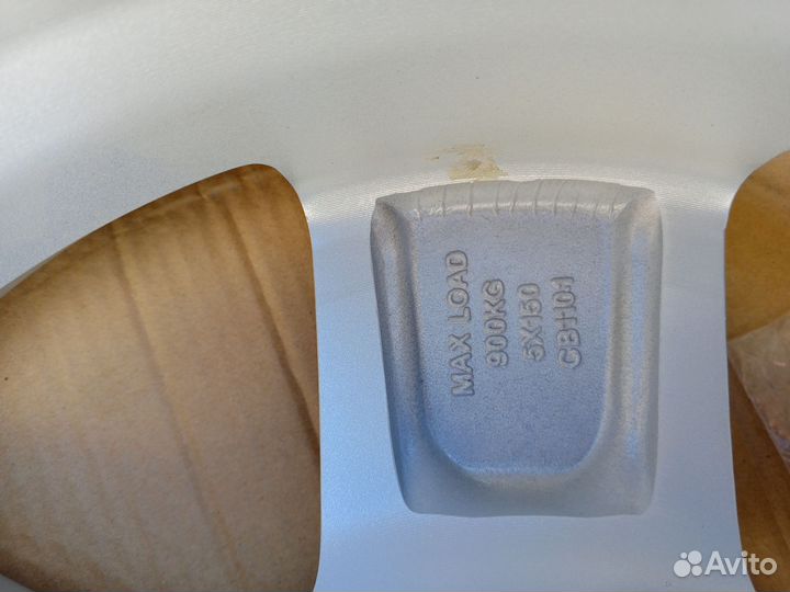 Диск на Toyota, Lexus R18