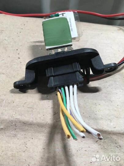 Резистор отопителя Renault Kangoo 2 компактвэн