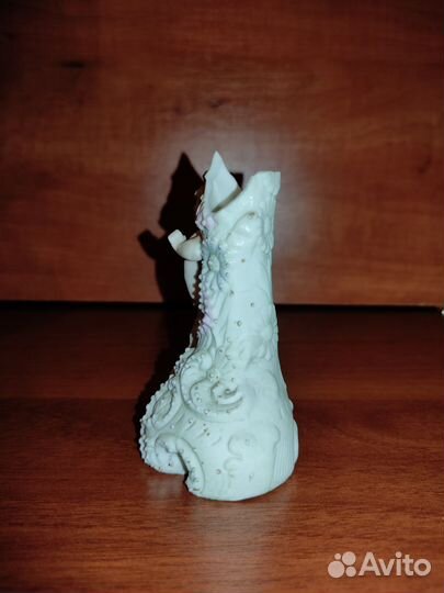 Миниатюрная французская вазочка пикфлёр