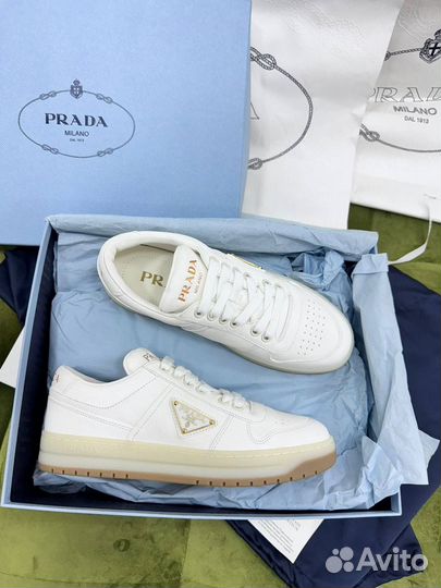 Кроссовки Prada